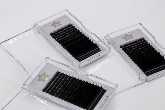 Volume/Classic Lashes .10